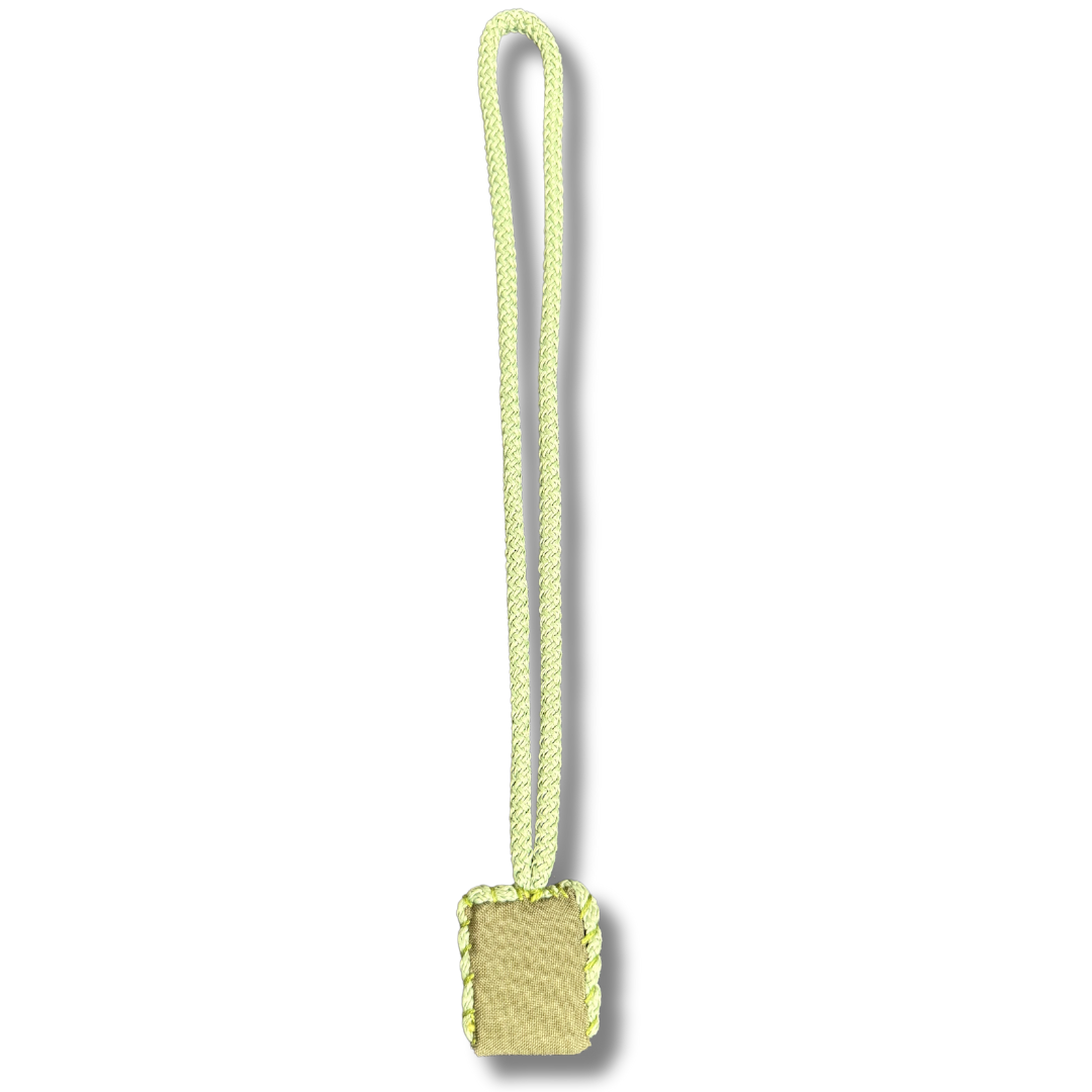 Palestinian Elegance green embroidered necklace with a simple loop and square pendant design