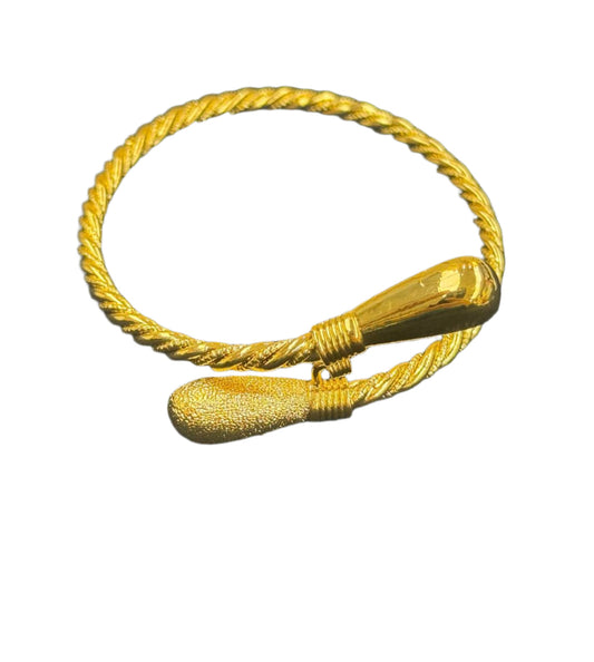 Palestinian Elegance Mabroume Single Injasa Bracelet in imitated gold with twisted rope design and polished ends